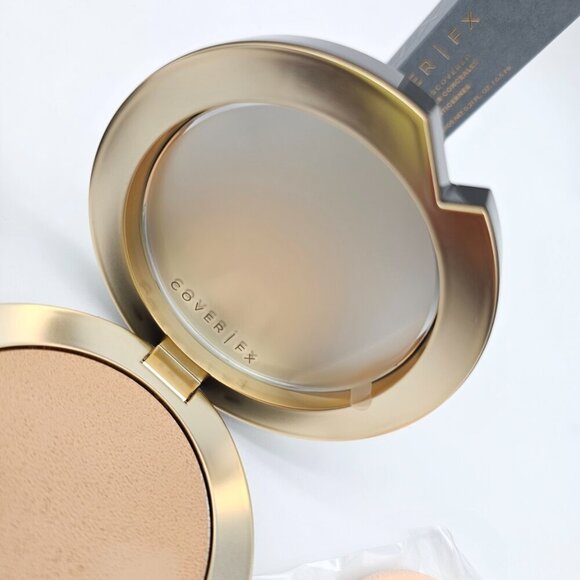 Cover Fx Total Cream Foundation (M1, M2) and Longwear Concealer (L3) - Picture 8 of 13